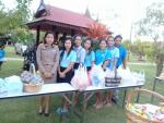 ทำบุญตักบาตรและลงนามถวายพระพรเนื่องในวโรกาสวันแม่แห่งชาติประ